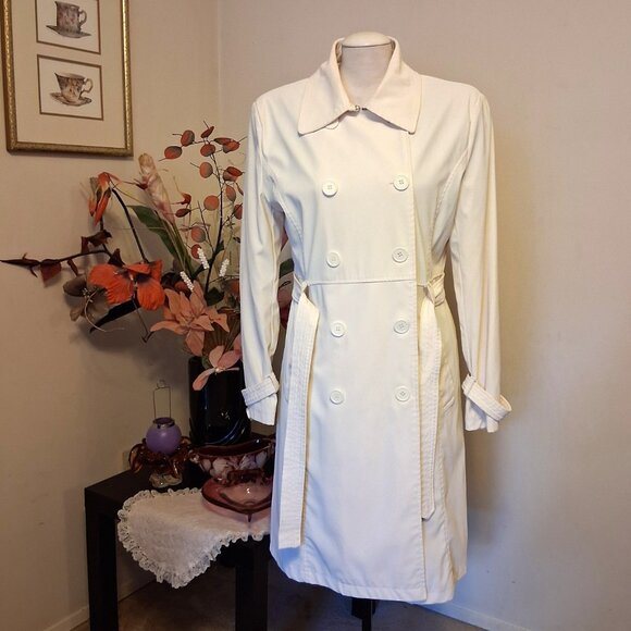Preowned Majora White Lined Double Breasted Classic Long  Belted Trench Coat - Picture 6 of 10
